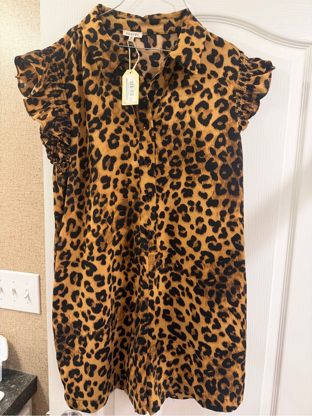 JODIFL Leopard Print Ruffle Sleeve Dress - Tan/Black